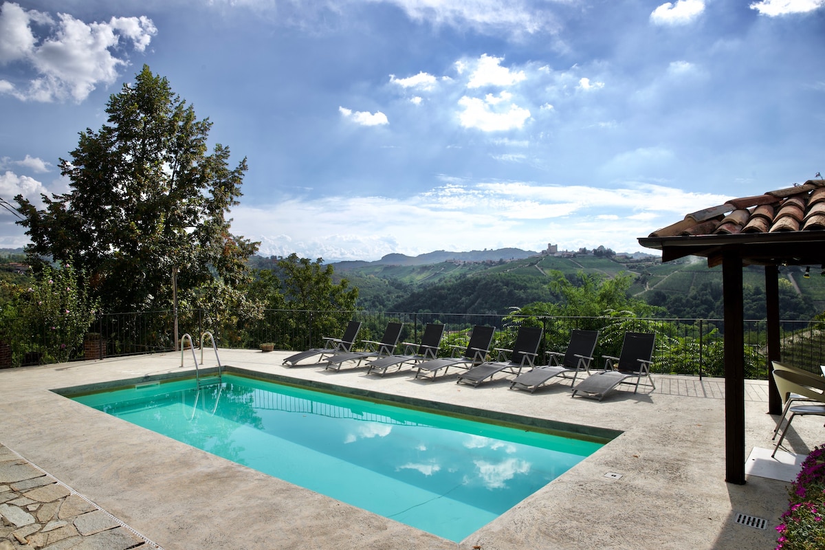 整栋别墅- La Gioiosa - 23人，空调，游泳池