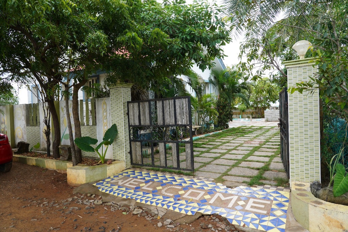 Mahabalipuram ，占地3英亩的ECR私人别墅