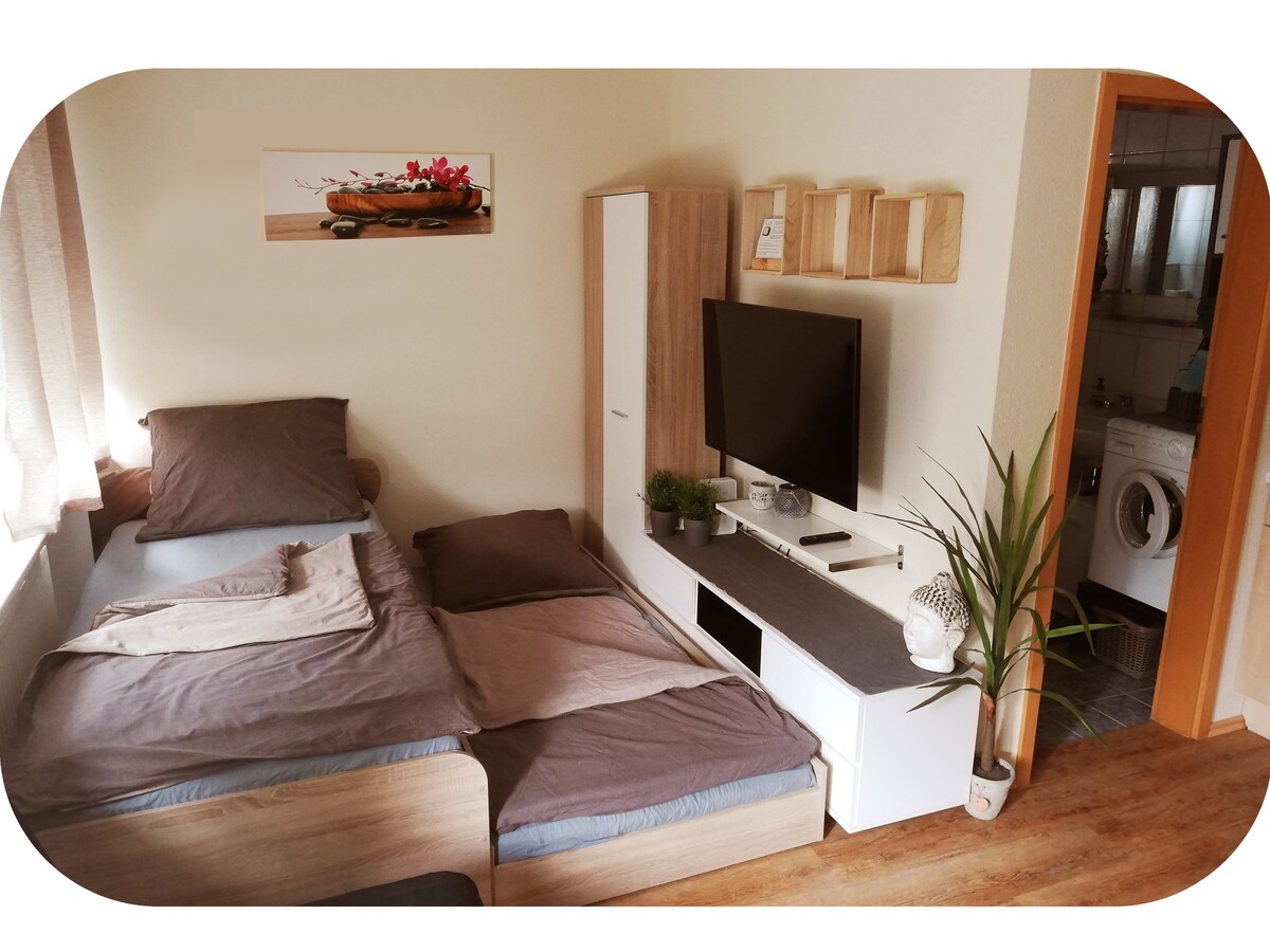 舒适的单人公寓，位于Schramberg-Sulgen