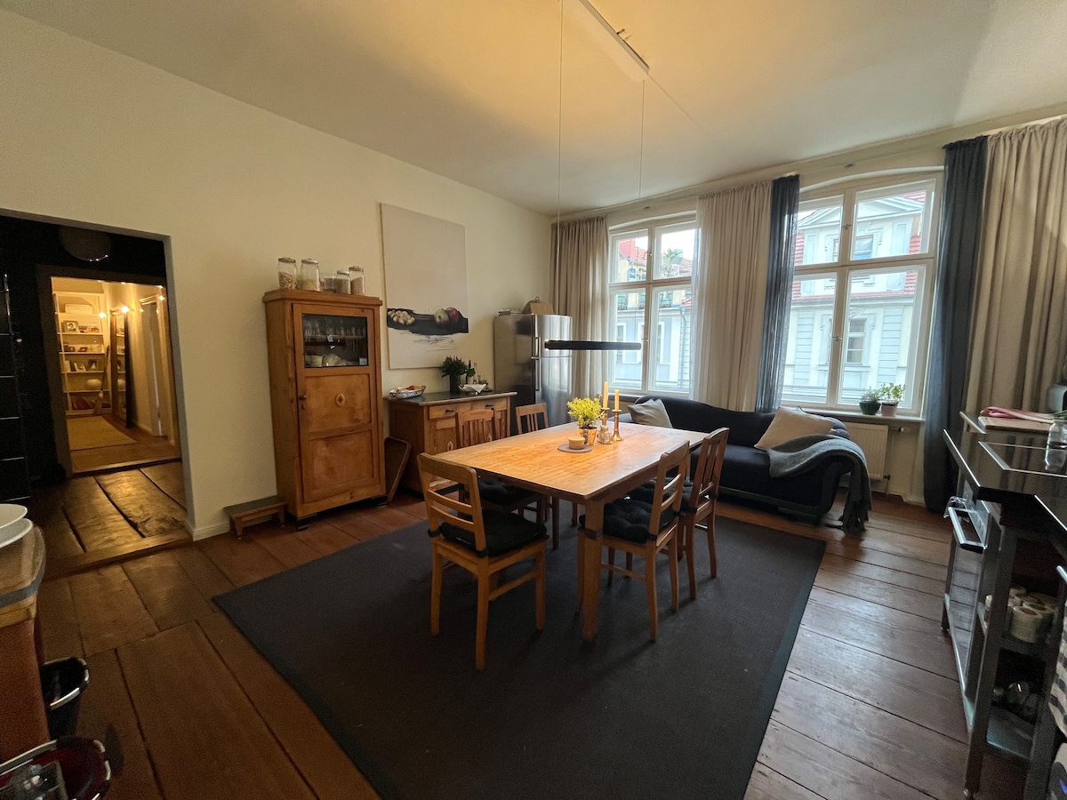 Zimmer im Zentrum Potsdams mit Balkon