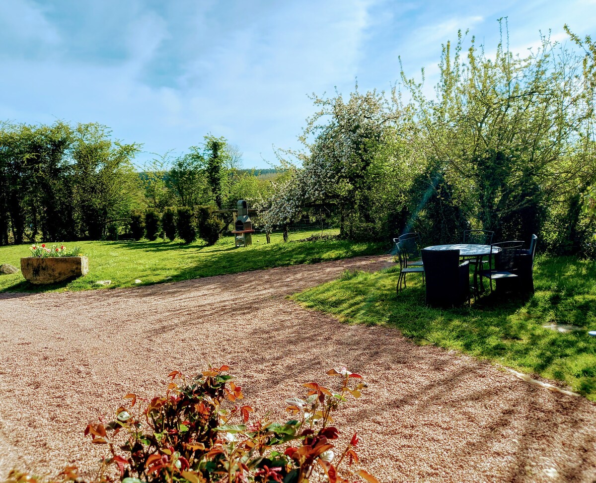 GITE DU JARDINIER  Maison individuelle avec cour