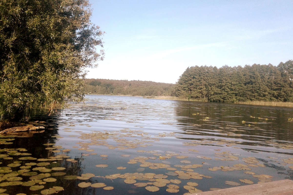 Altes Eishaus am See mit Sauna und Kamin