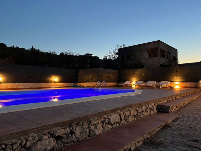 Casale Cugni con piscina privata ad uso esclusivo