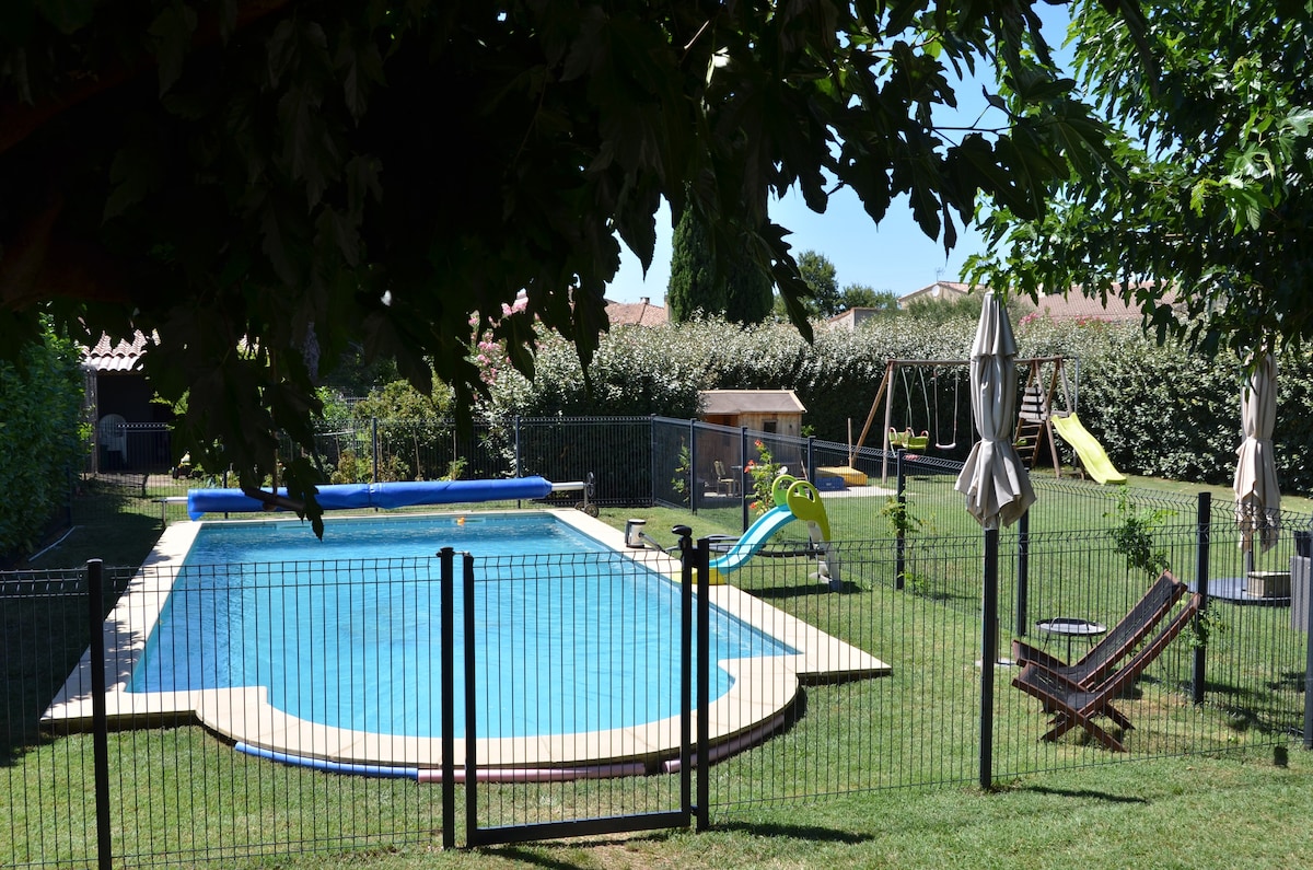 Maison & piscine, idéale famille, Vaucluse Avignon
