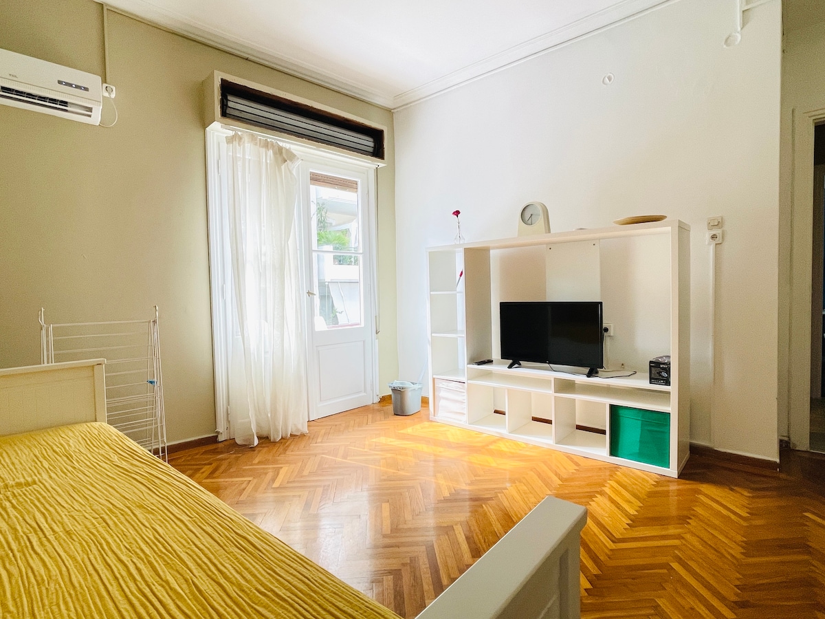 N.4Cozy bright flat with 2 bedrooms, UooHome 4