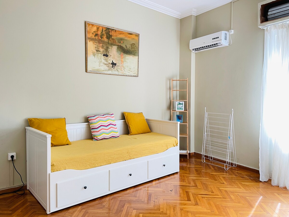 N.4Cozy bright flat with 2 bedrooms, UooHome 4
