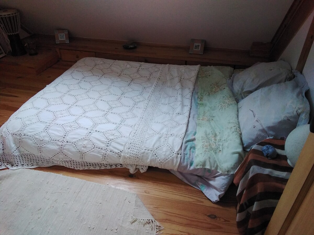 chambre privée dans une cabane de jardin