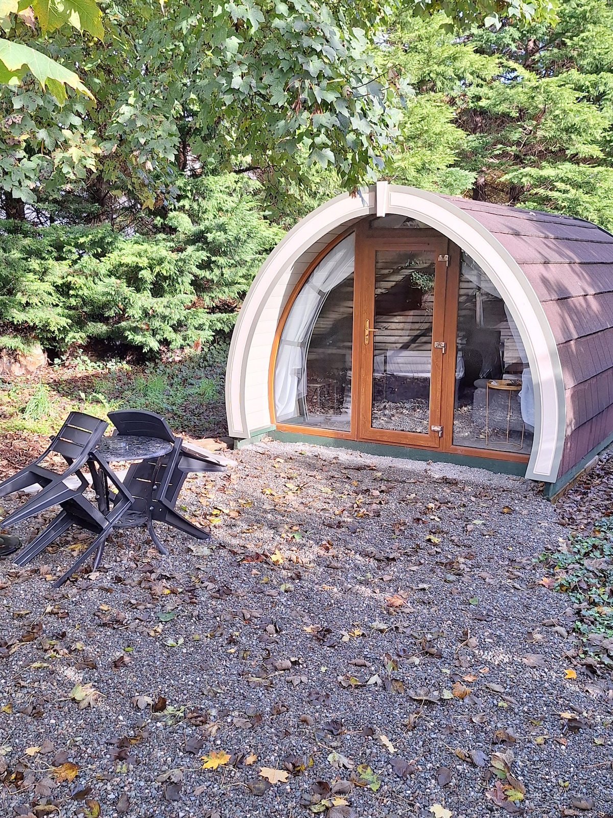 Priory Glamping Pod 2