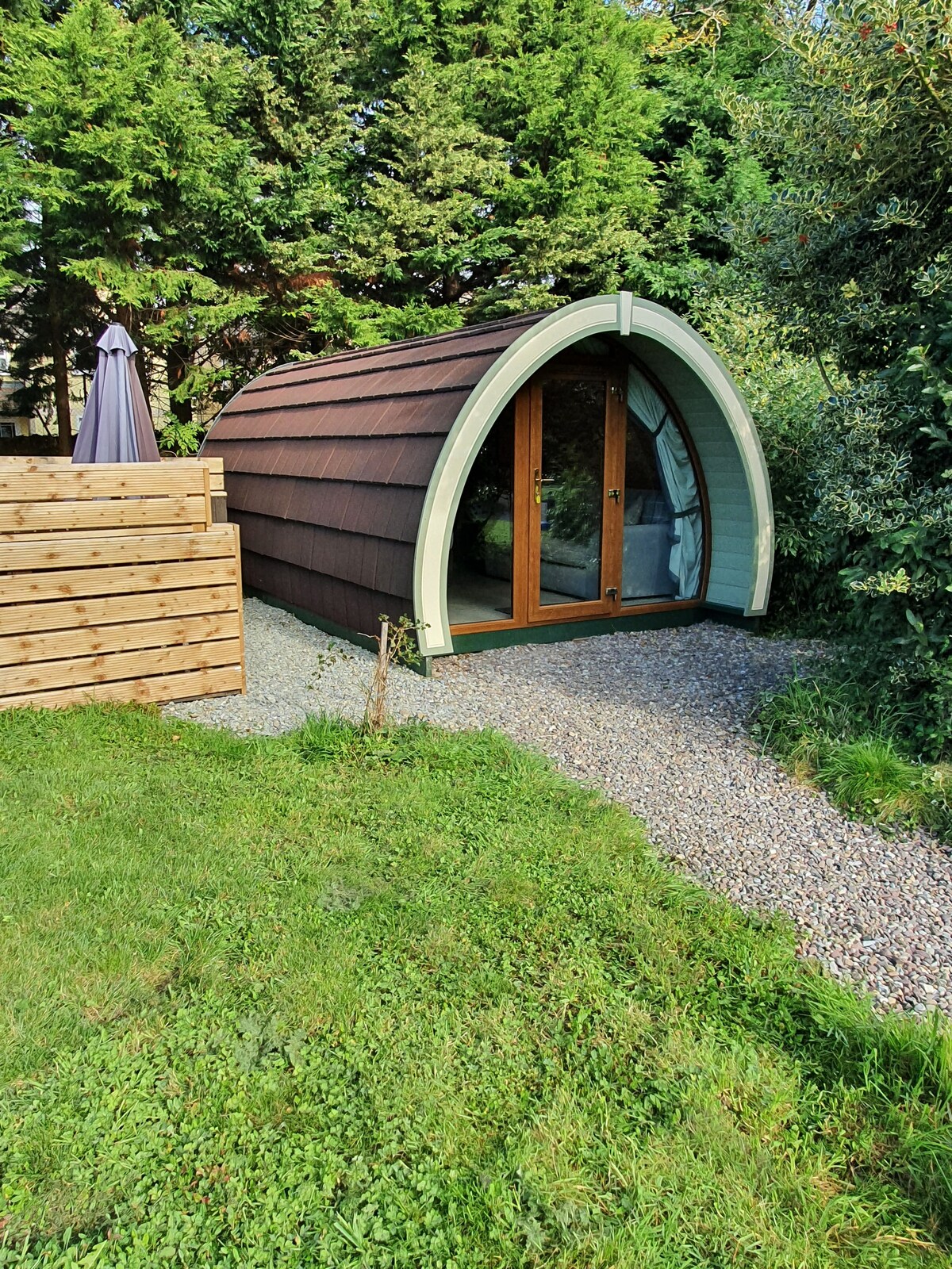 Priory Glamping Pod 4