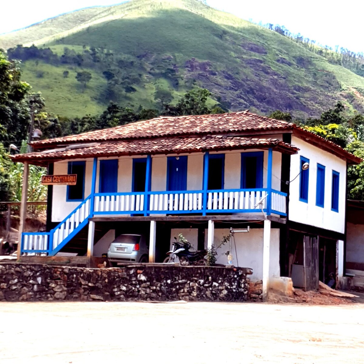 Casa de Campo Centenária!