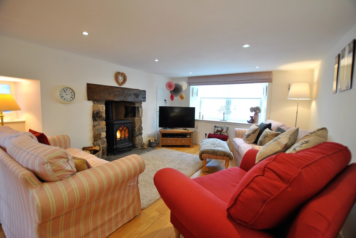 Wood's Neuk-stunning character cottage, East Neuk