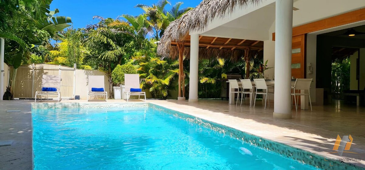 加勒比别墅/泳池/按摩浴缸/200米海滩-餐厅