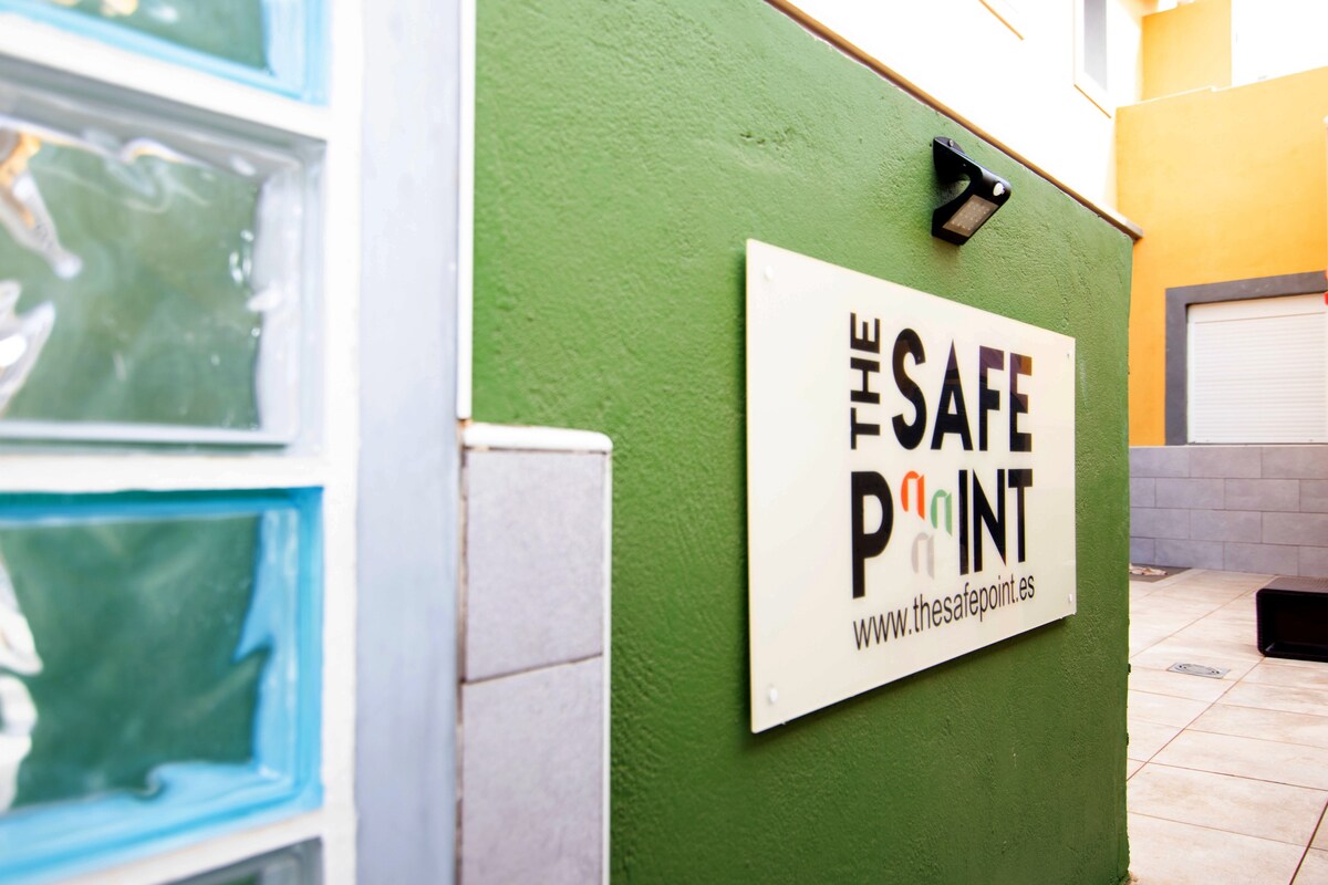 The Safe Point Suites Castillo "A"