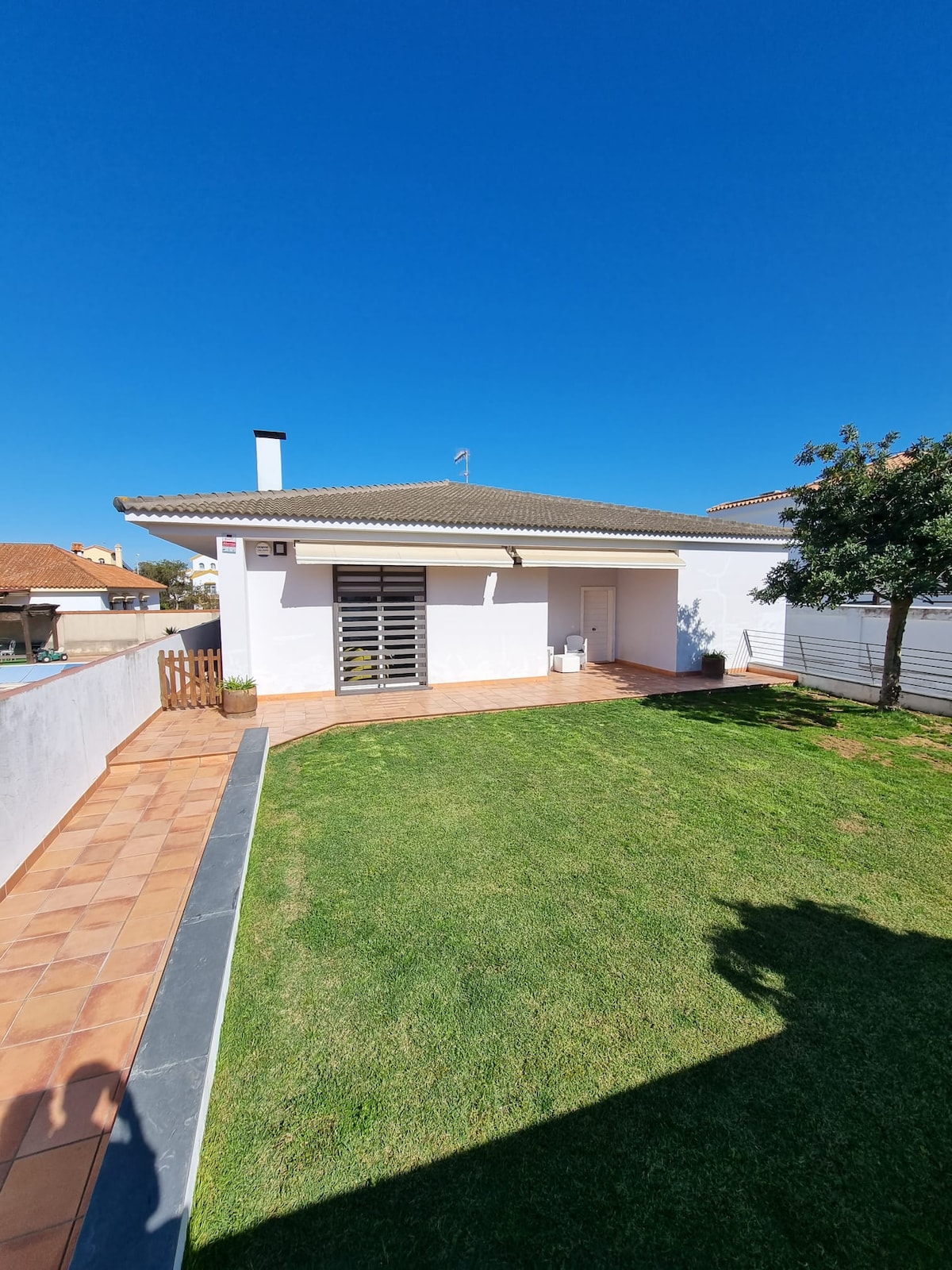 Moderno Chalet en Sanlúcar de Barrameda - La Jara