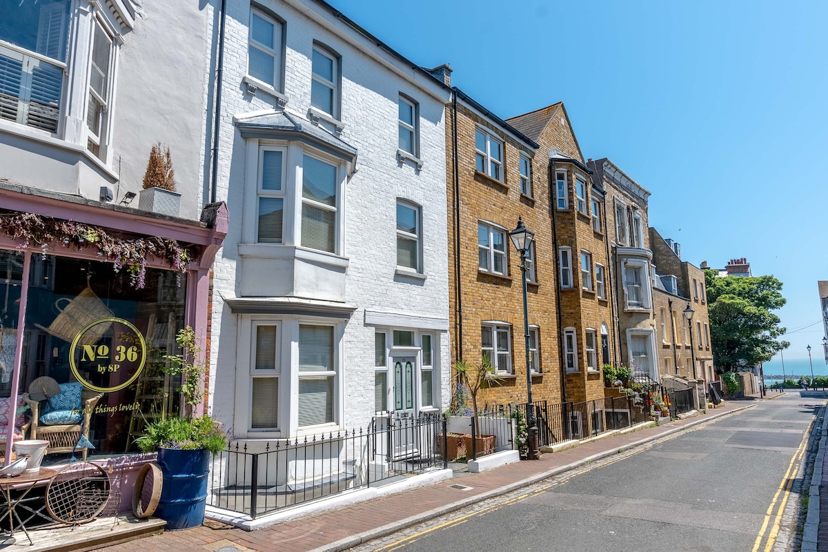 Ramsgate | Elegant Historic Home | Harbour | Beach