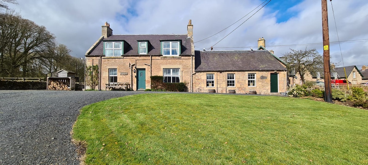 Nisbet Old Schoolhouse