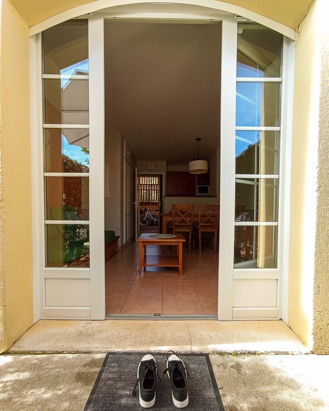 Maison pour détente dans cadre arboré avec vélos