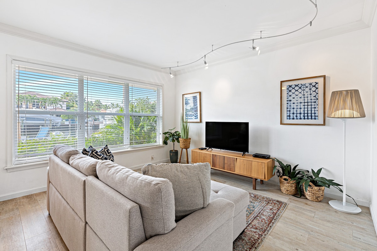 Las Olas Blvd Waterfront Apt