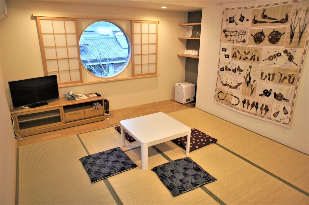 日式客房（最多5人）半建筑[客栈]日式10榻榻米私人客房和客厅令人放松*有一架Zutter钢琴