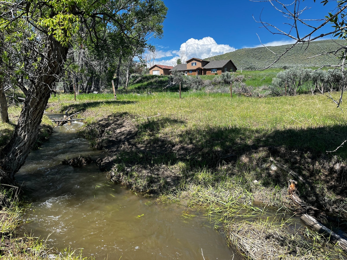 Meeteetse Country Home and Hunters Retreat