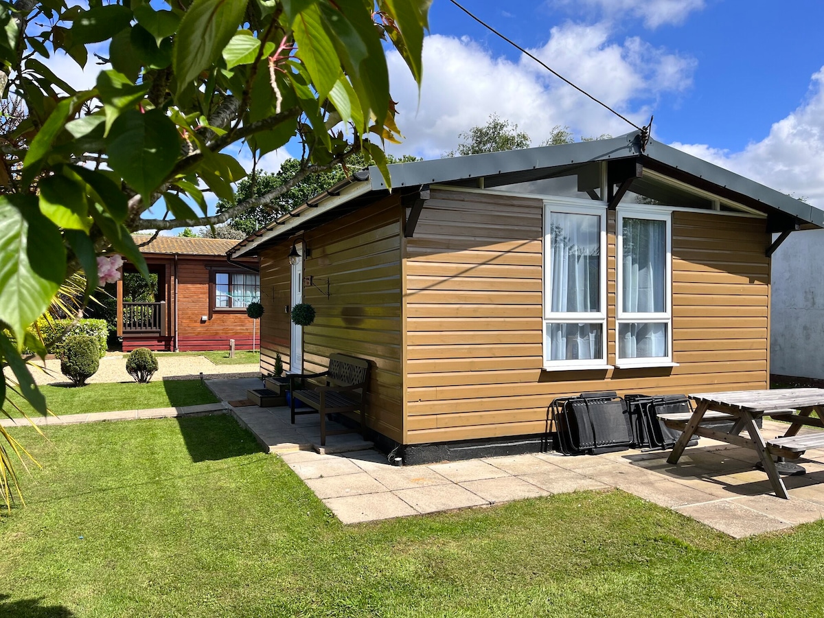 Alberta Lodge, Cedar Springs, Heacham