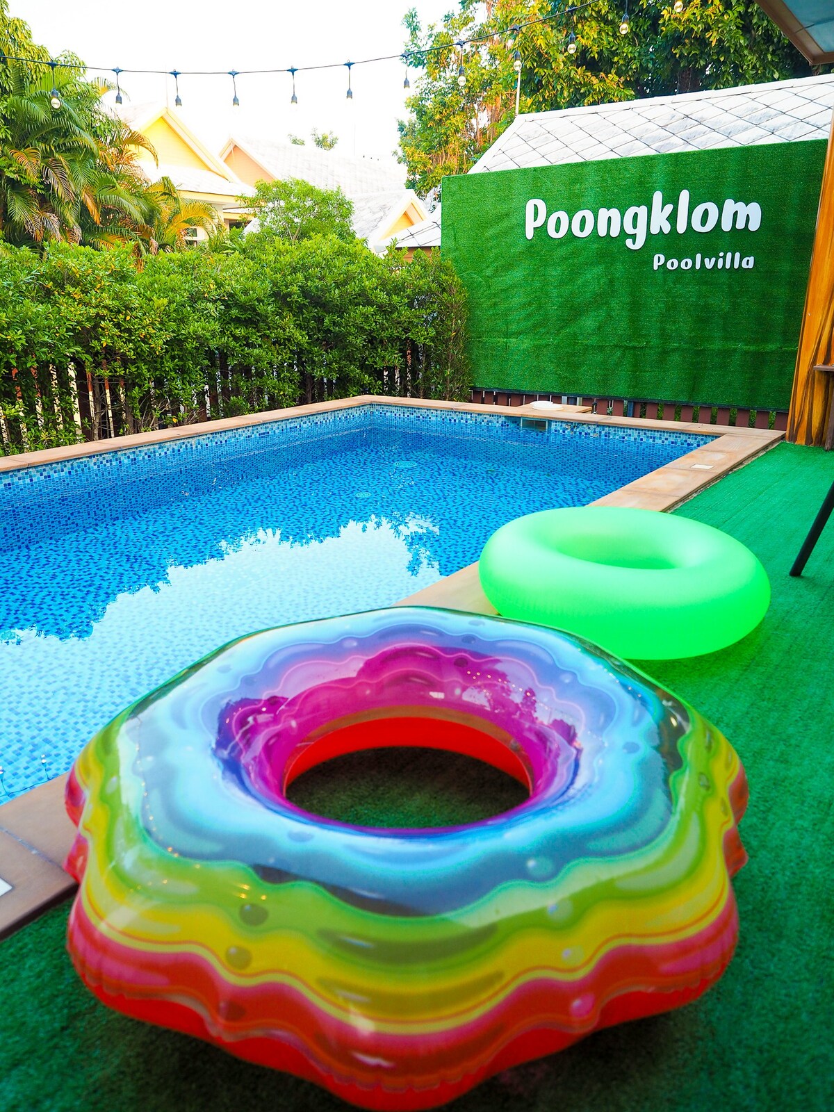 芭提雅Baan Phung圆形泳池别墅