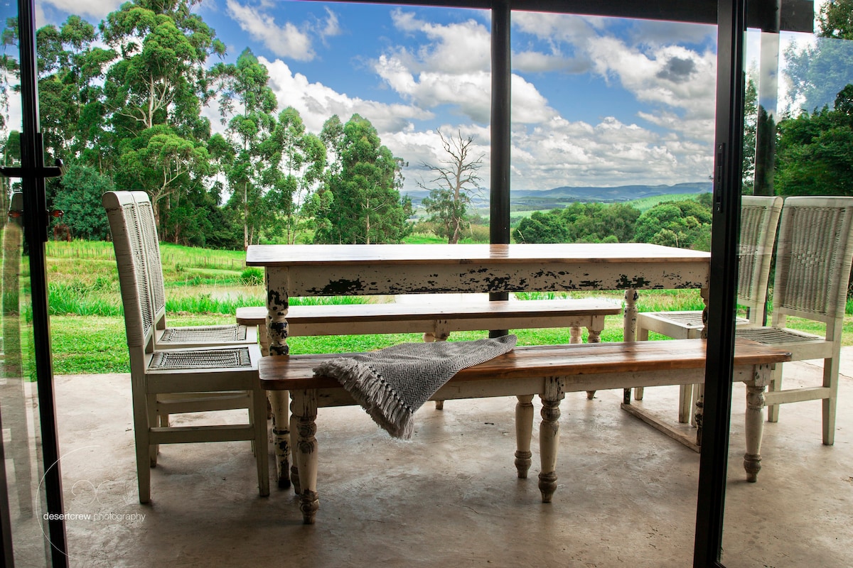 湖景双卧室乡村小屋