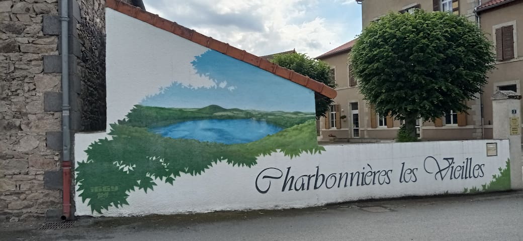 Charbonnières-les-Vieilles的民宿