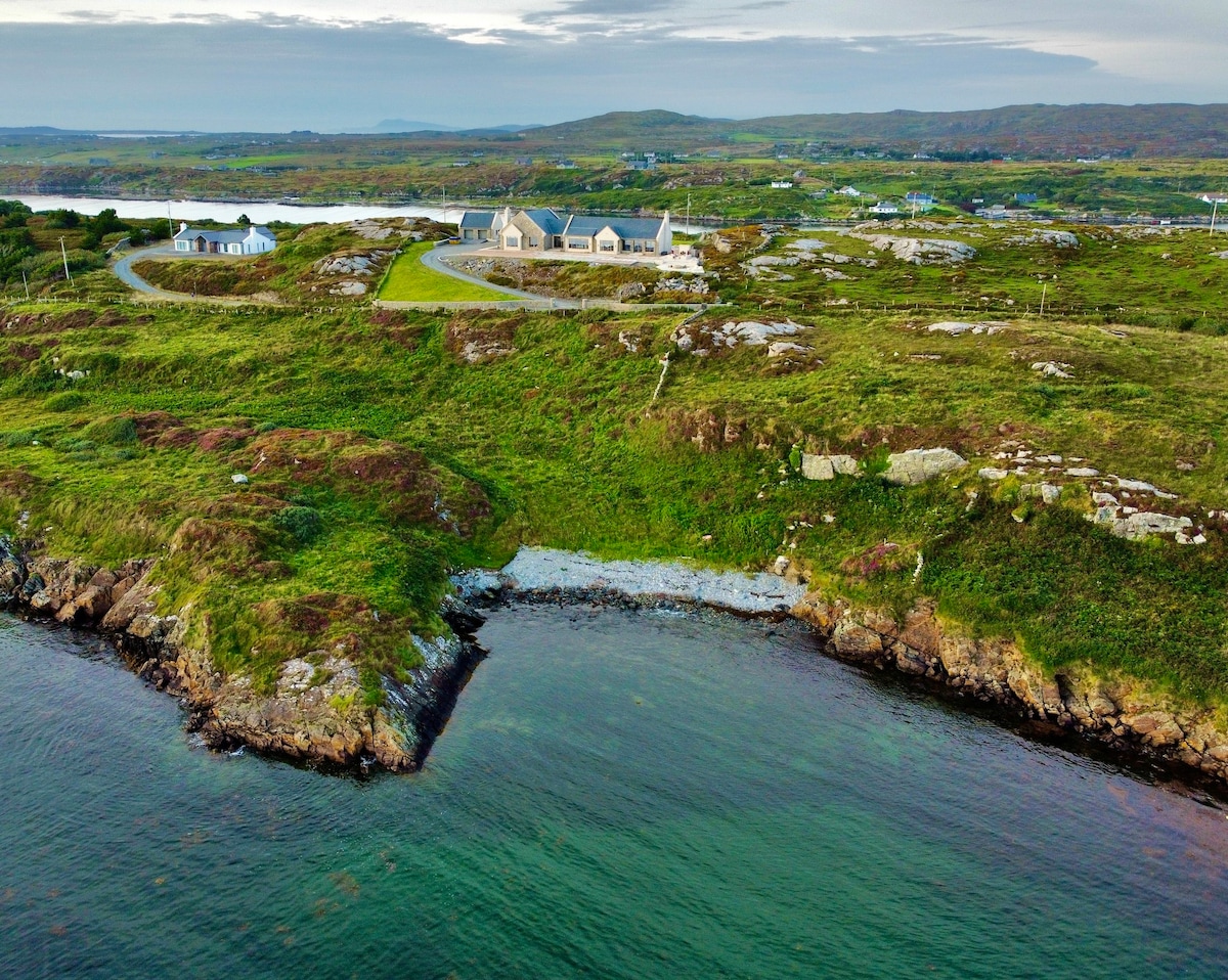 Seabrook Lodge - Luxury Retreat w/Ocean Views