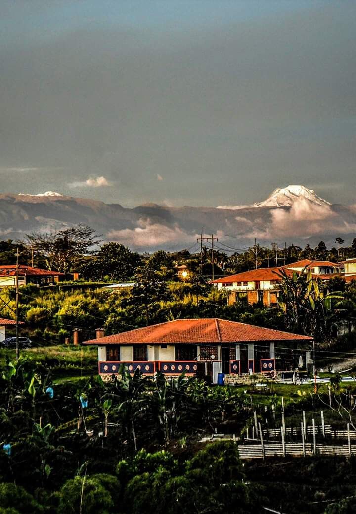 Finca Casa Antigua en Montenegro Quindío