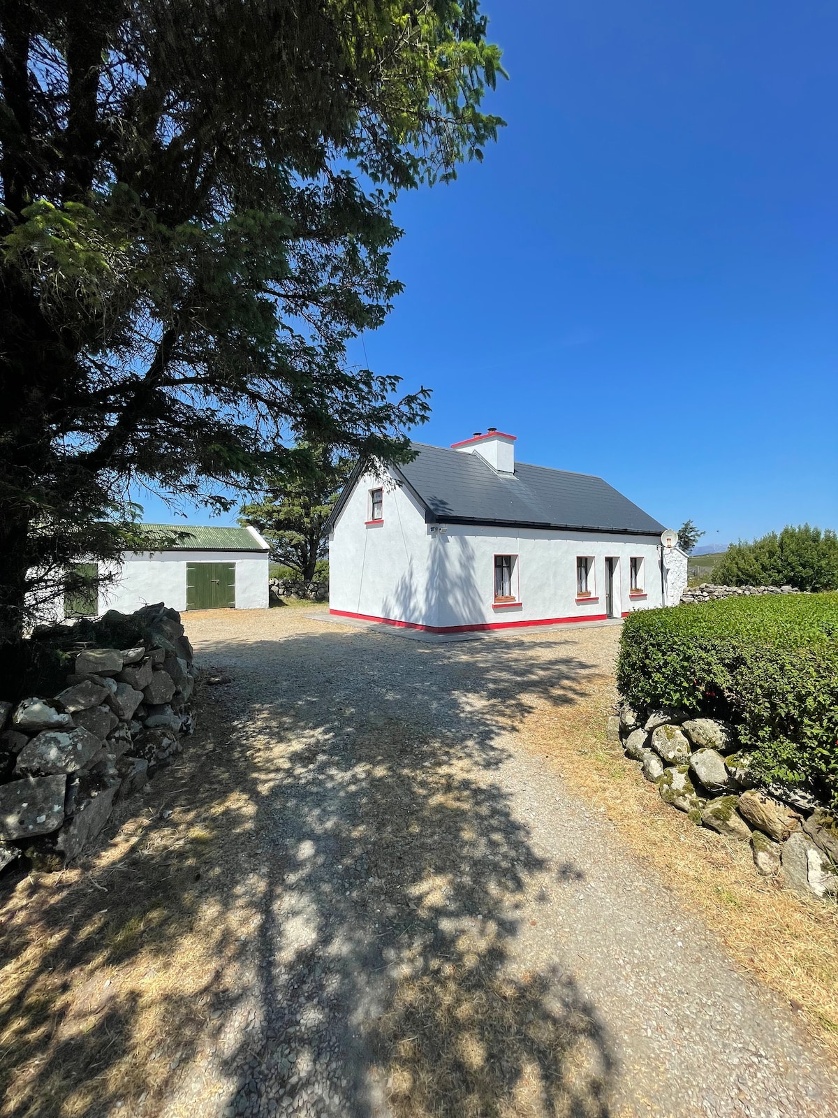 Callowfeenish Cottage  on the Wild Atlantic Way