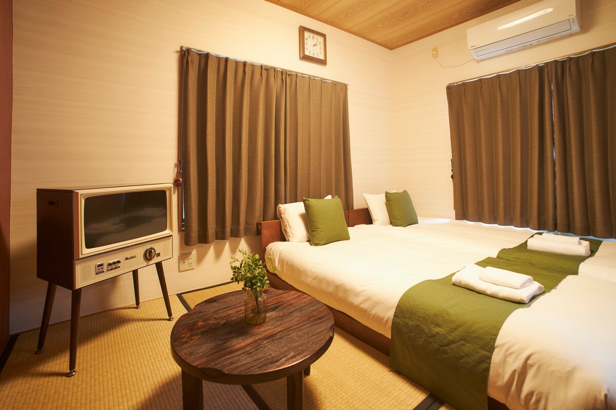 日式和西式客房，您可以在此欣赏日本的怀旧外观！最多3人， 1间卧室，提供免费无线网络