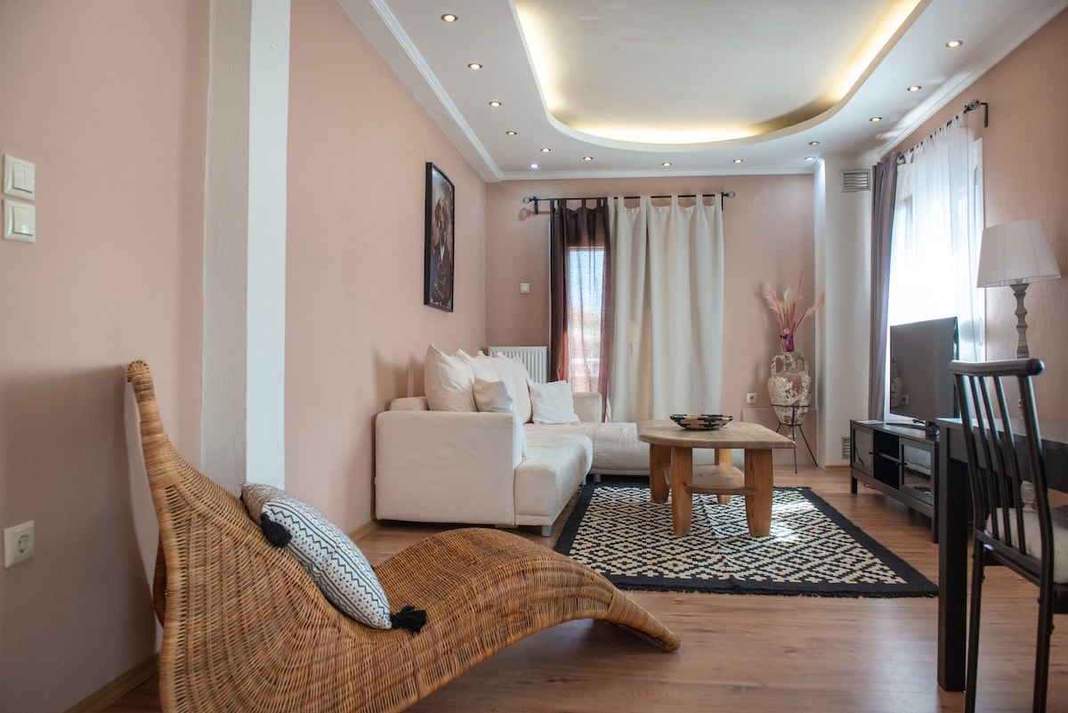 Bettina’s cozy apartment close to Thasos port