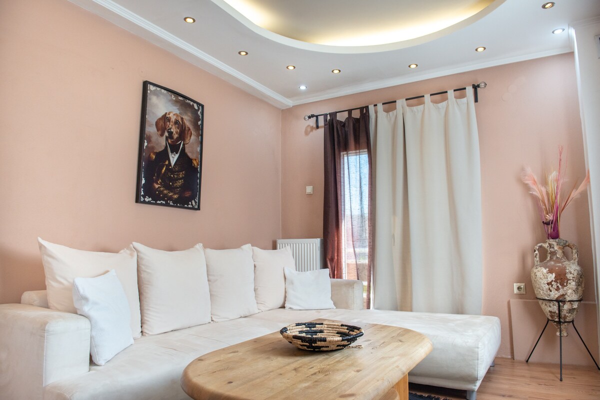 Bettina’s cozy apartment close to Thasos port
