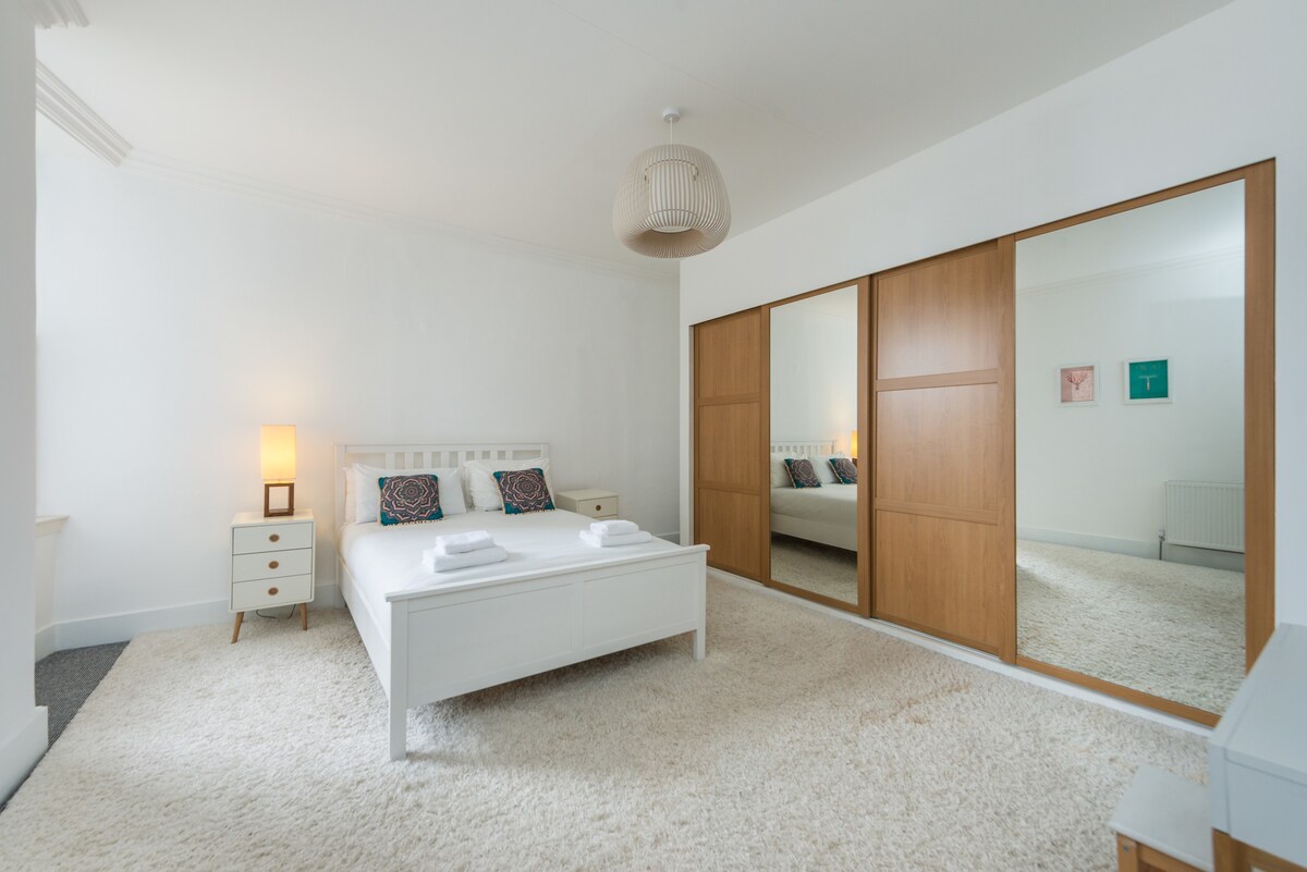 爱丁堡新城的舒适公寓，可供4人入住