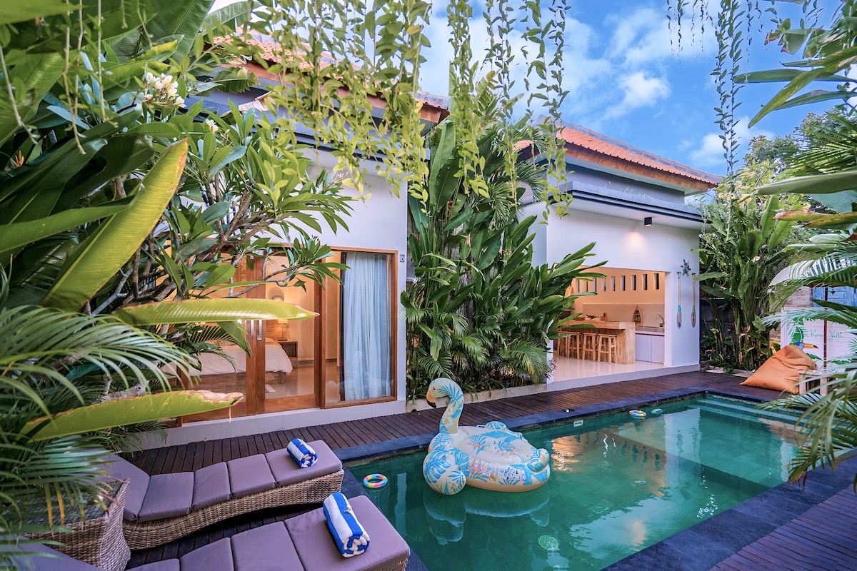 伦邦安别墅（ Kemiri Villa Lembongan ）