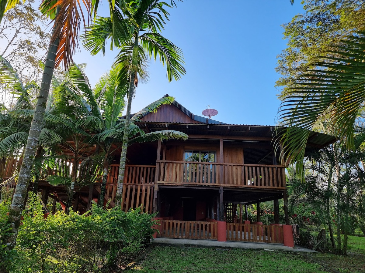 Casa Rustica Rio Celeste