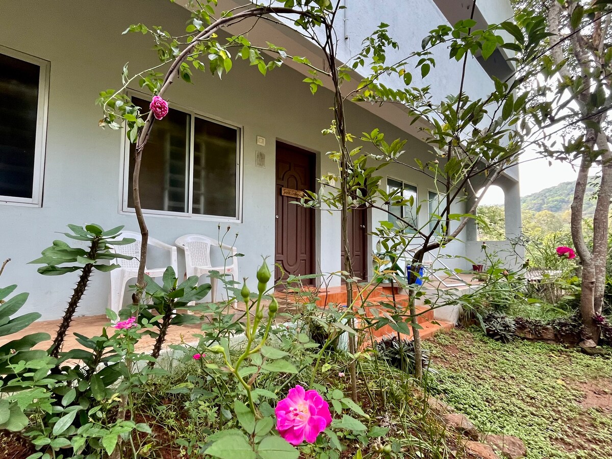 Butterfly Cottage in the beautiful Elagiri Hills