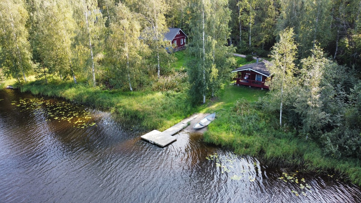 夏季小屋+湖畔桑拿房，由Päijänne和Caccula提供