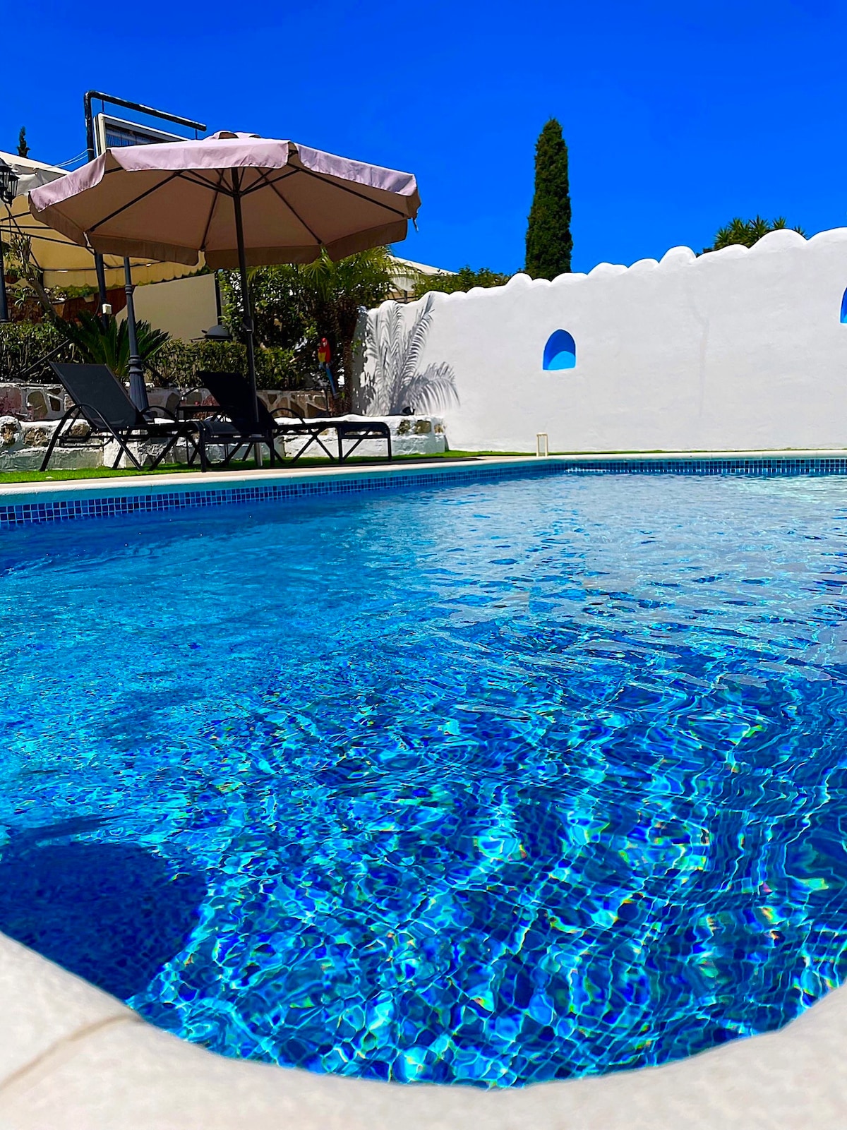 Nicole luxe villa II private pool& waterfall view!