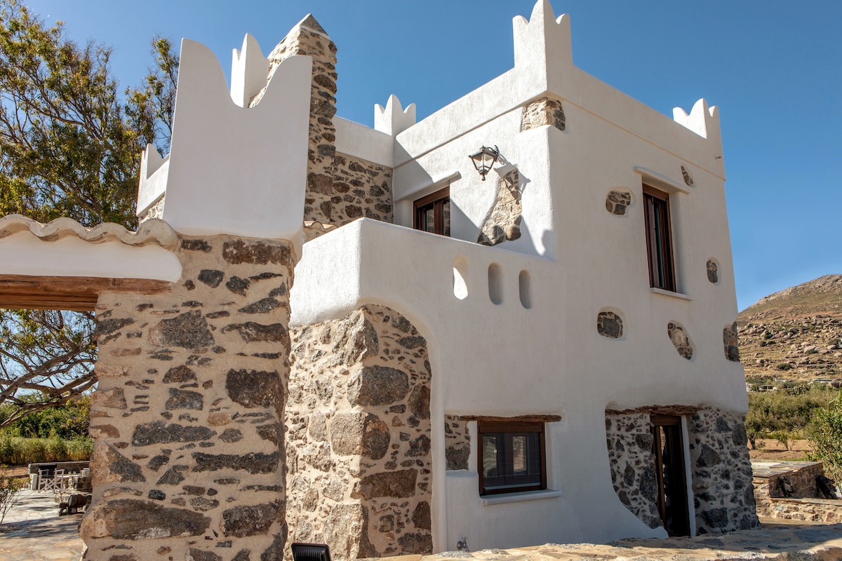 Peratsi stone houses