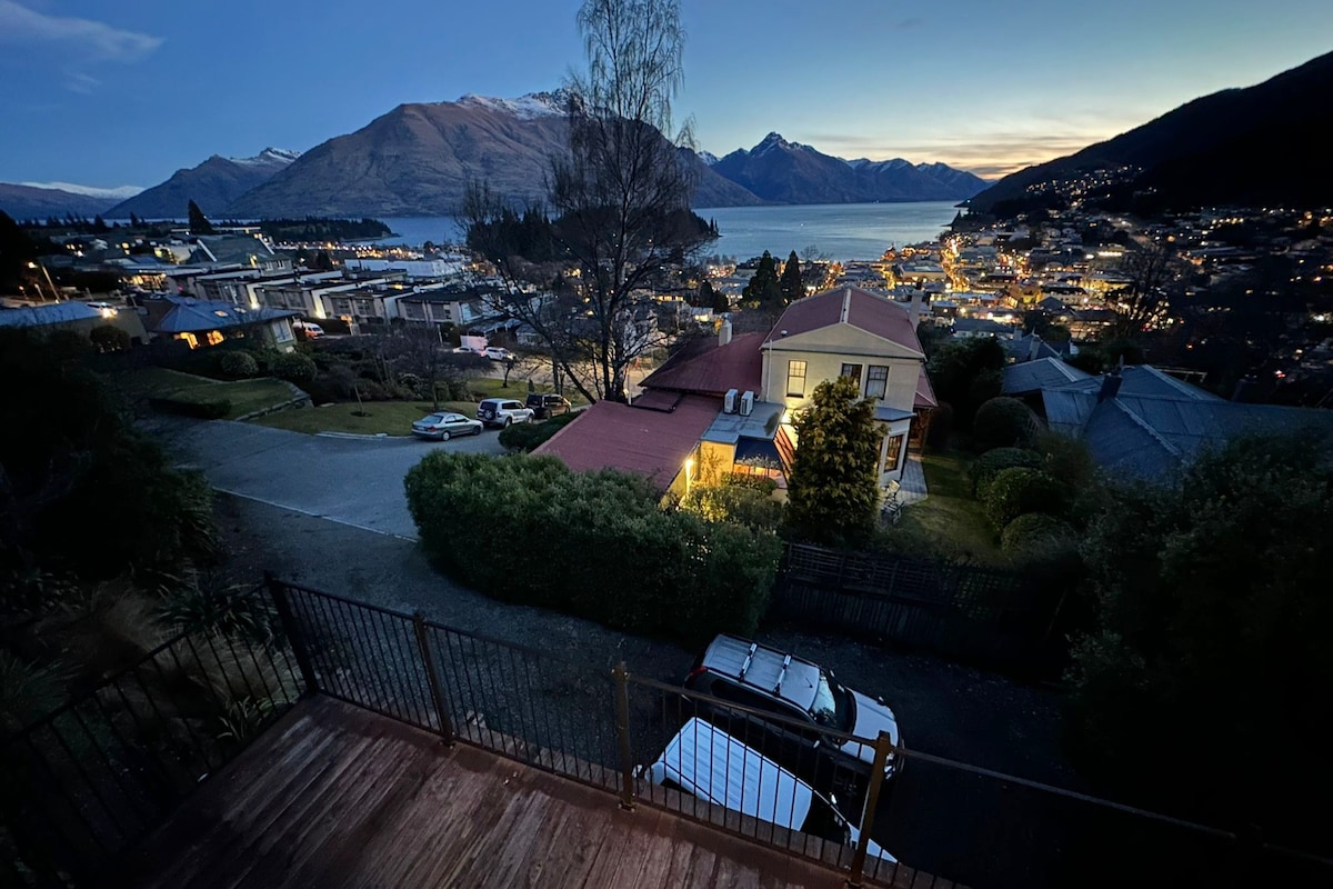 The Hillary Family A-Frame in Central Queenstown