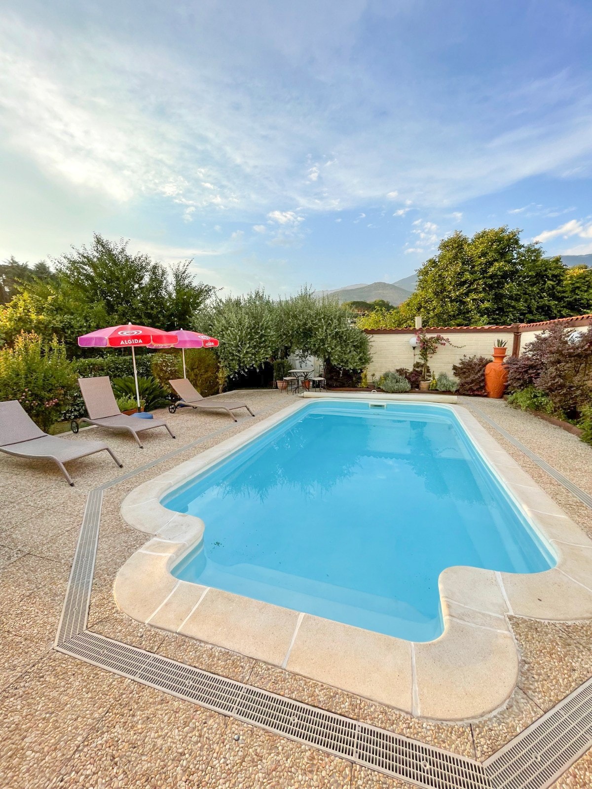 Villa with Swimming pool