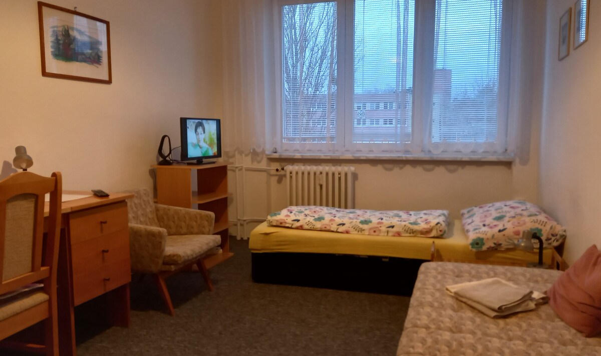 波鲁巴1 +1舒适公寓，极佳可订状态