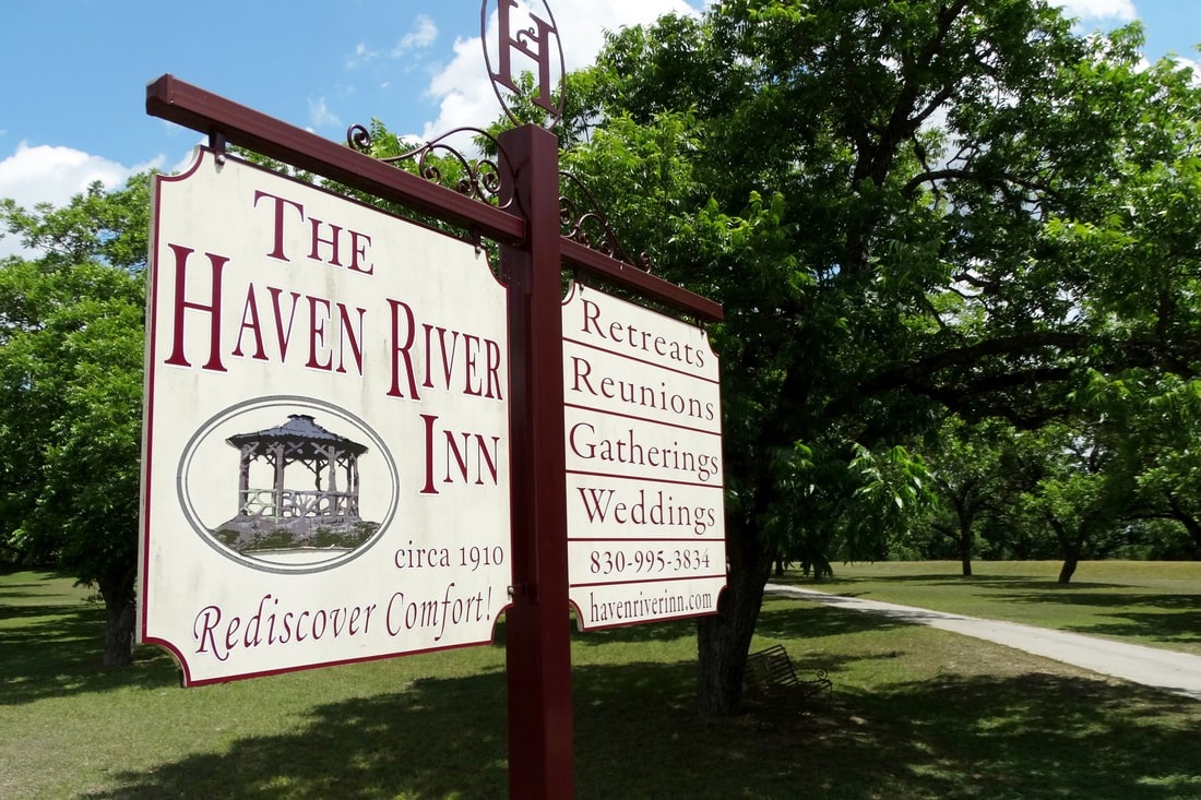 Haven River Inn主楼