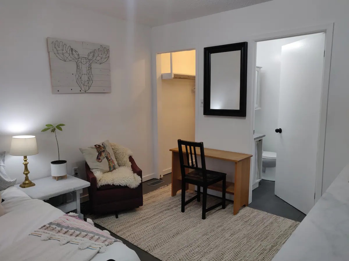 Suite + Studio in downtown CP