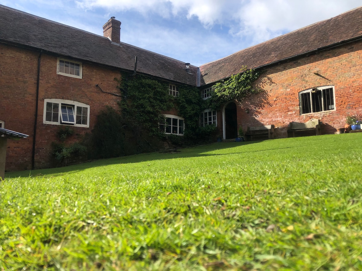 Worcestershire Farmhouse