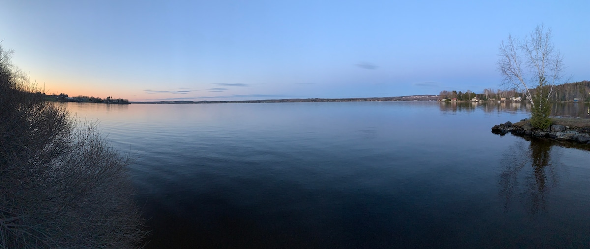 La Grange sur le Lac - The Barn on the Shore