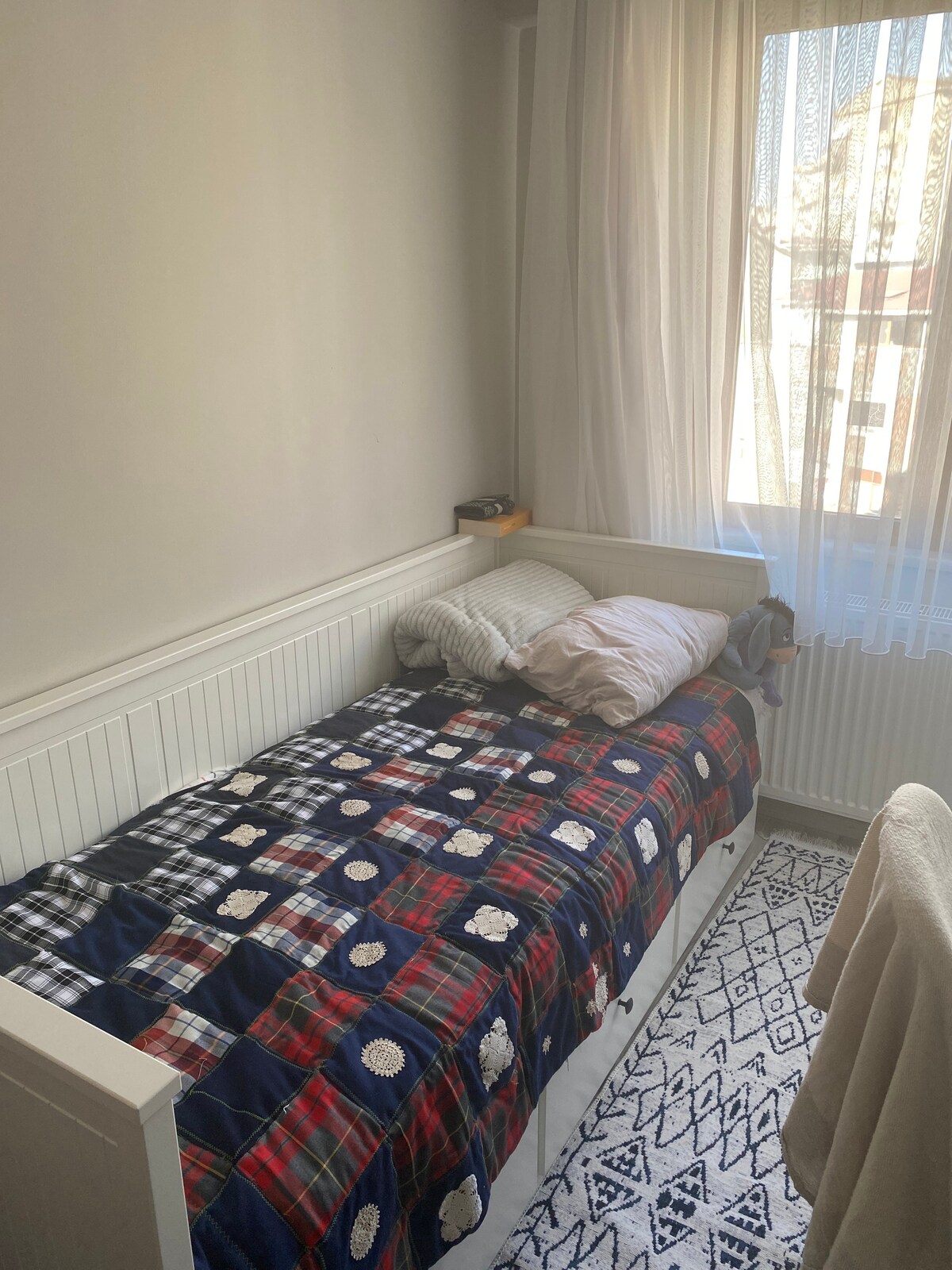Cozy Room in a Furnished Flat///Only female