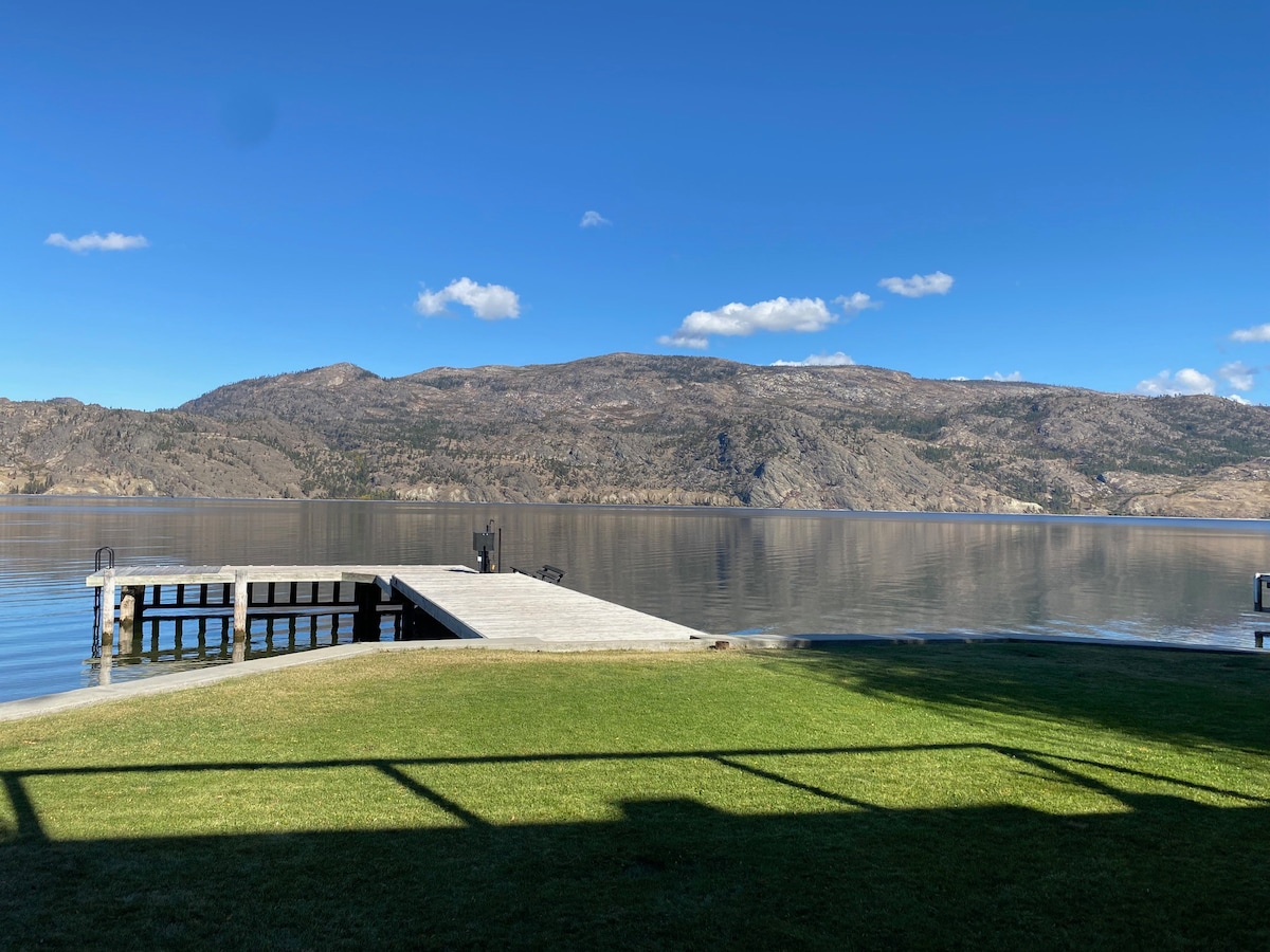 Okanagan Lakefront Home with Dock and Boat Lift